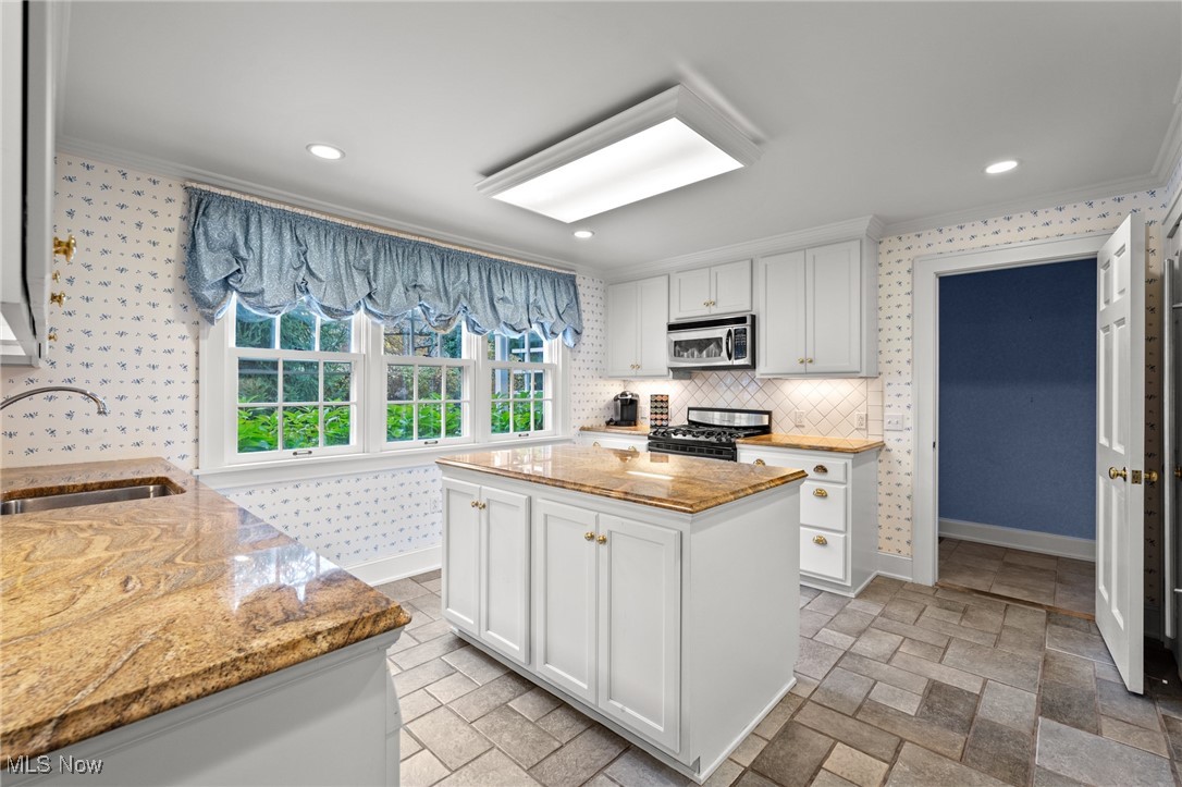 2431 Som Center Road Hunting Valley OH 44022