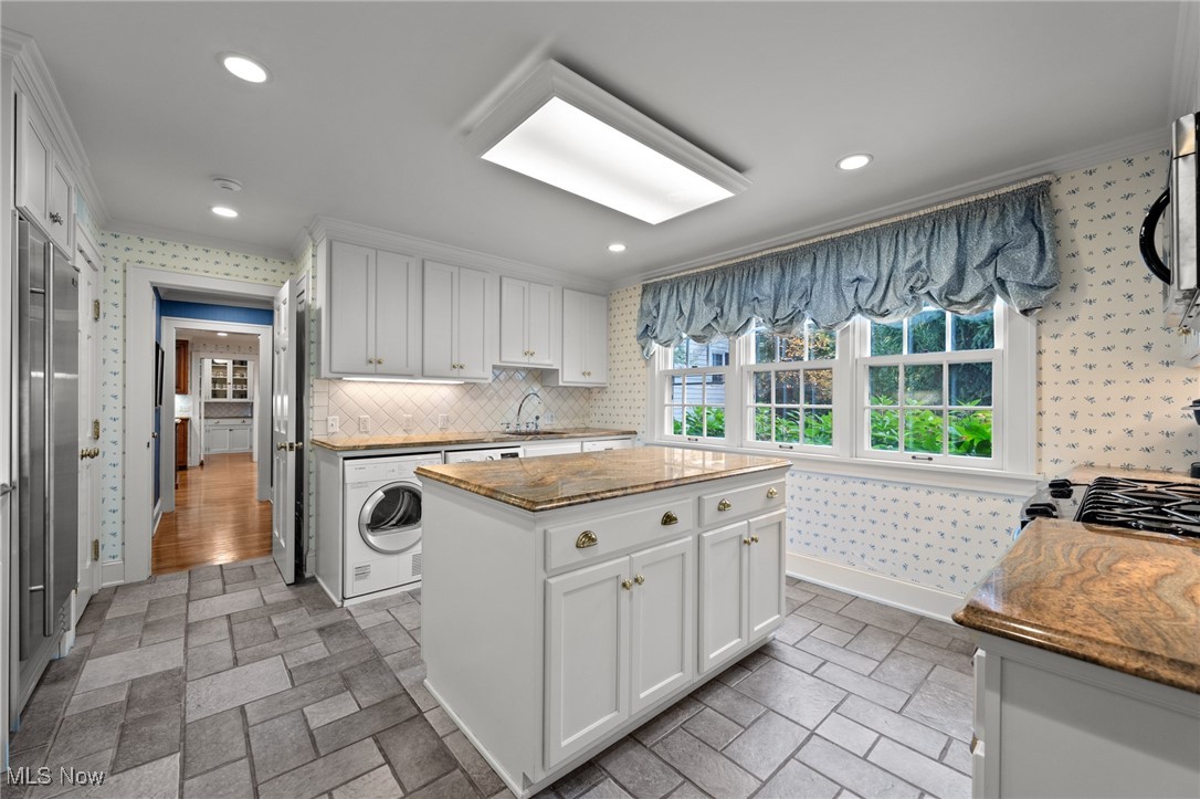 2431 Som Center Road Hunting Valley OH 44022