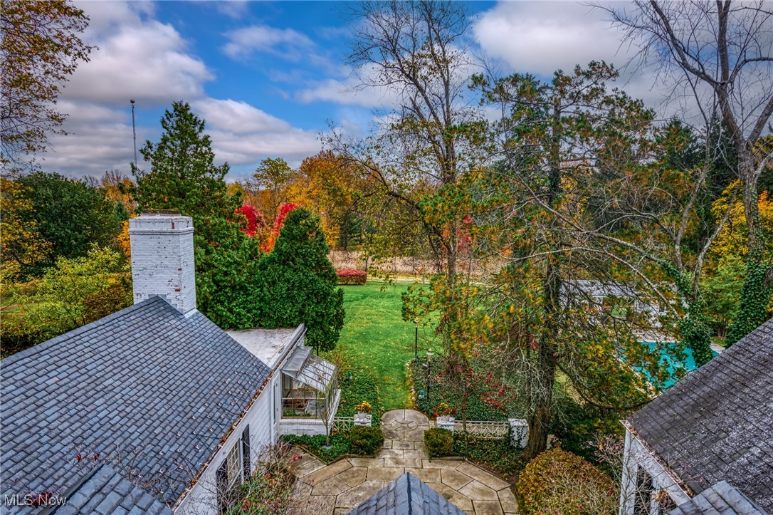 2431 Som Center Road Hunting Valley OH 44022