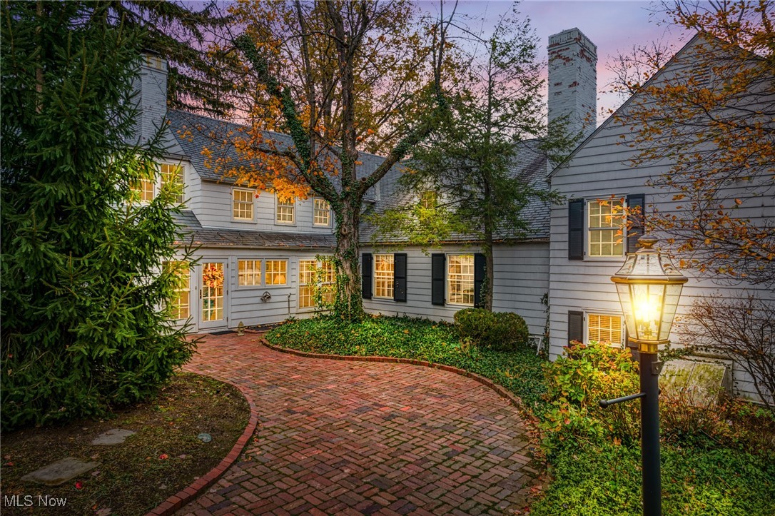 2431 Som Center Road Hunting Valley OH 44022