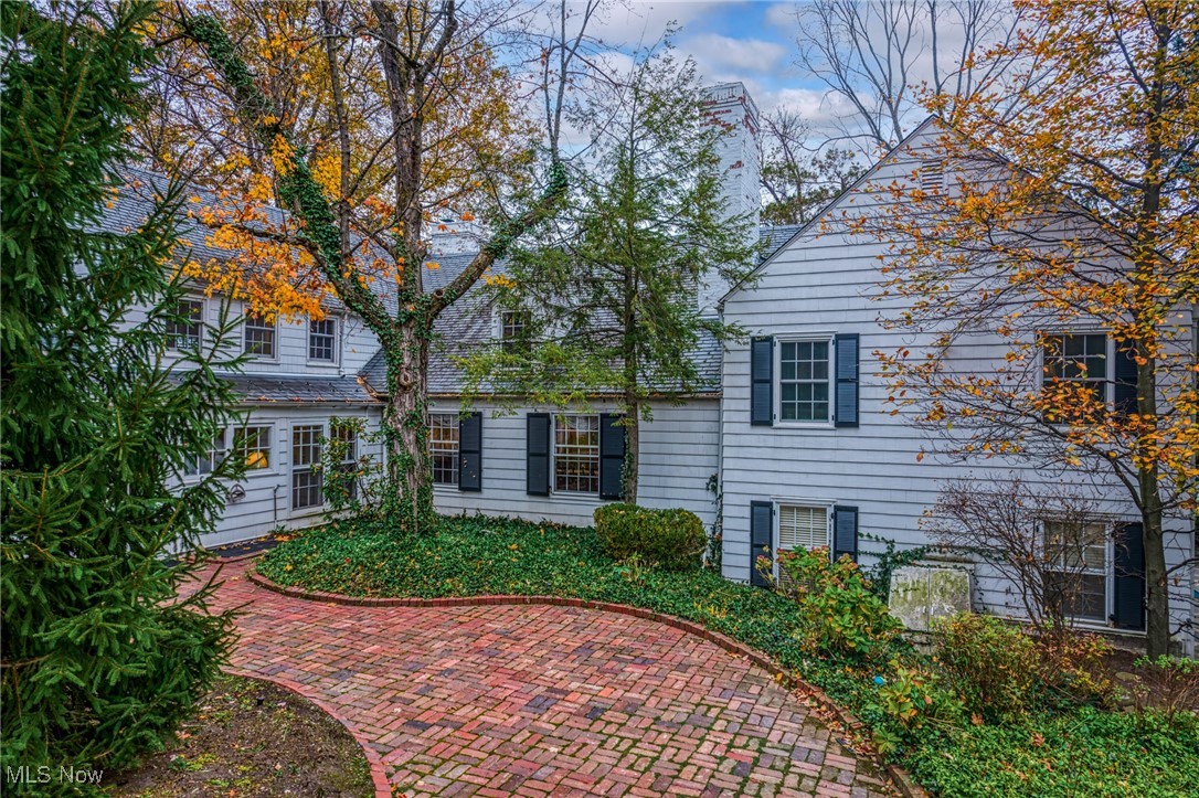 2431 Som Center Road Hunting Valley OH 44022