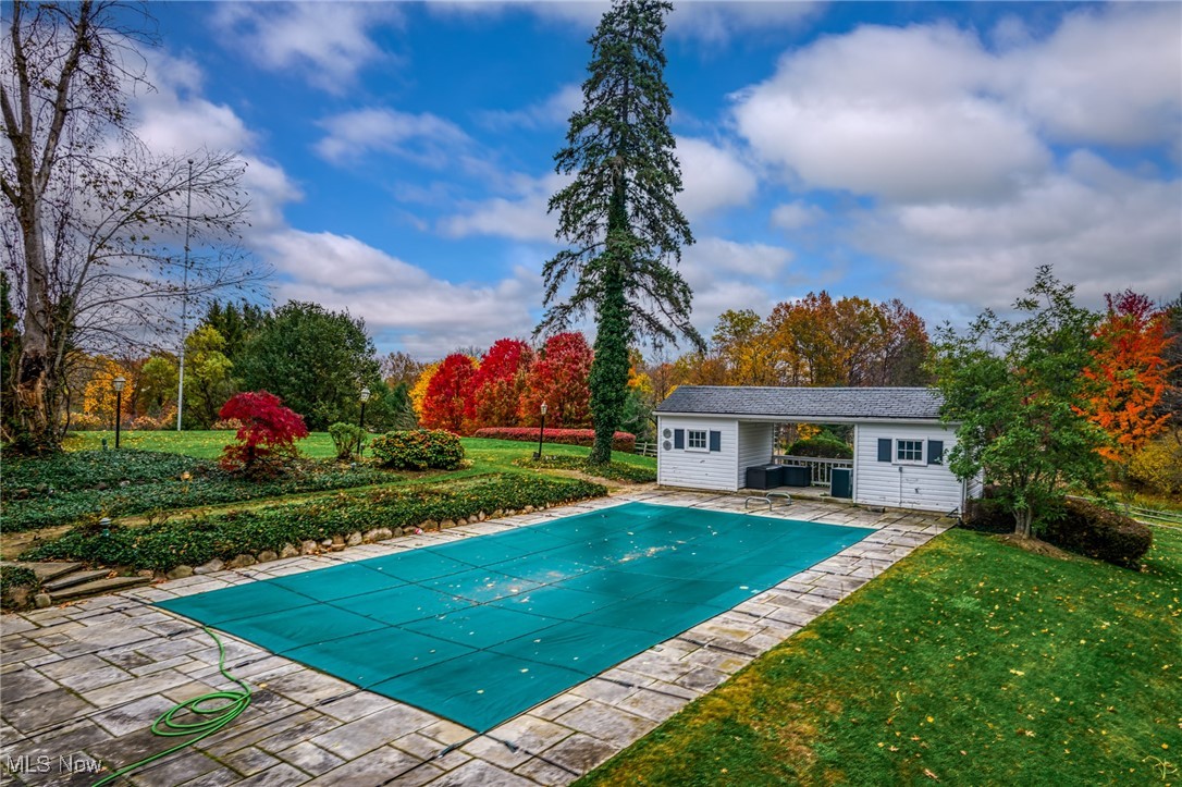 2431 Som Center Road Hunting Valley OH 44022