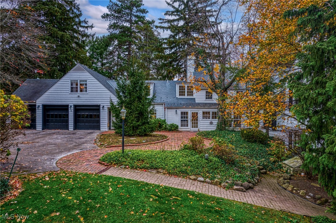 2431 Som Center Road Hunting Valley OH 44022