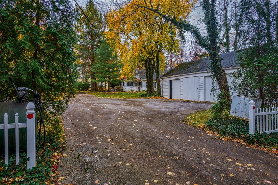 2431 Som Center Road Hunting Valley OH 44022