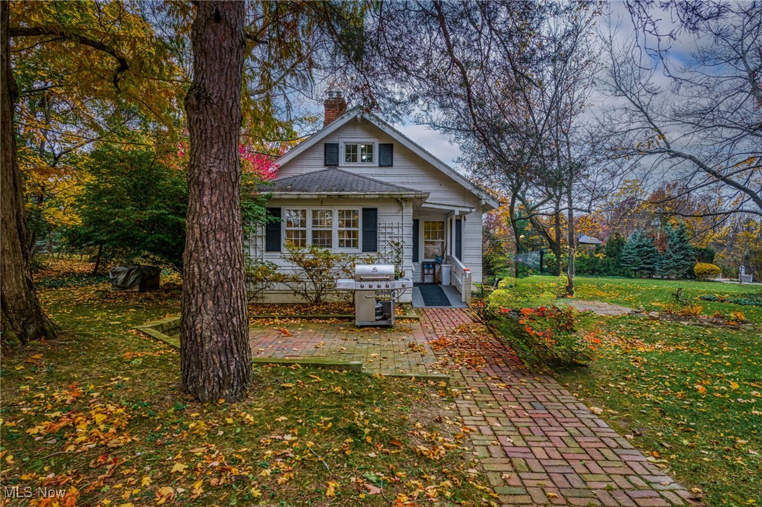 2431 Som Center Road Hunting Valley OH 44022