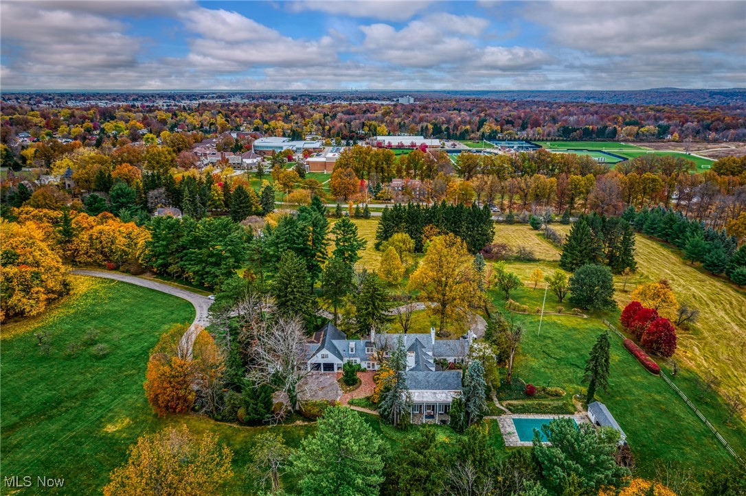 2431 Som Center Road Hunting Valley OH 44022