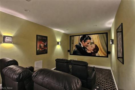 22286 Lake Road Rocky River OH 44116