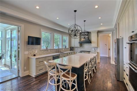 22286 Lake Road Rocky River OH 44116