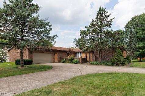 43254 Dellefield Road Elyria OH 44035