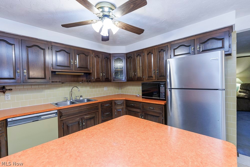 43254 Dellefield Road Elyria OH 44035