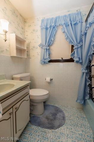 43254 Dellefield Road Elyria OH 44035