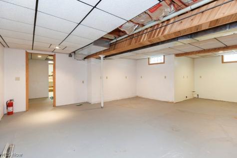 43254 Dellefield Road Elyria OH 44035