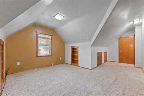 4718 Southwood Drive Brooklyn OH 44144