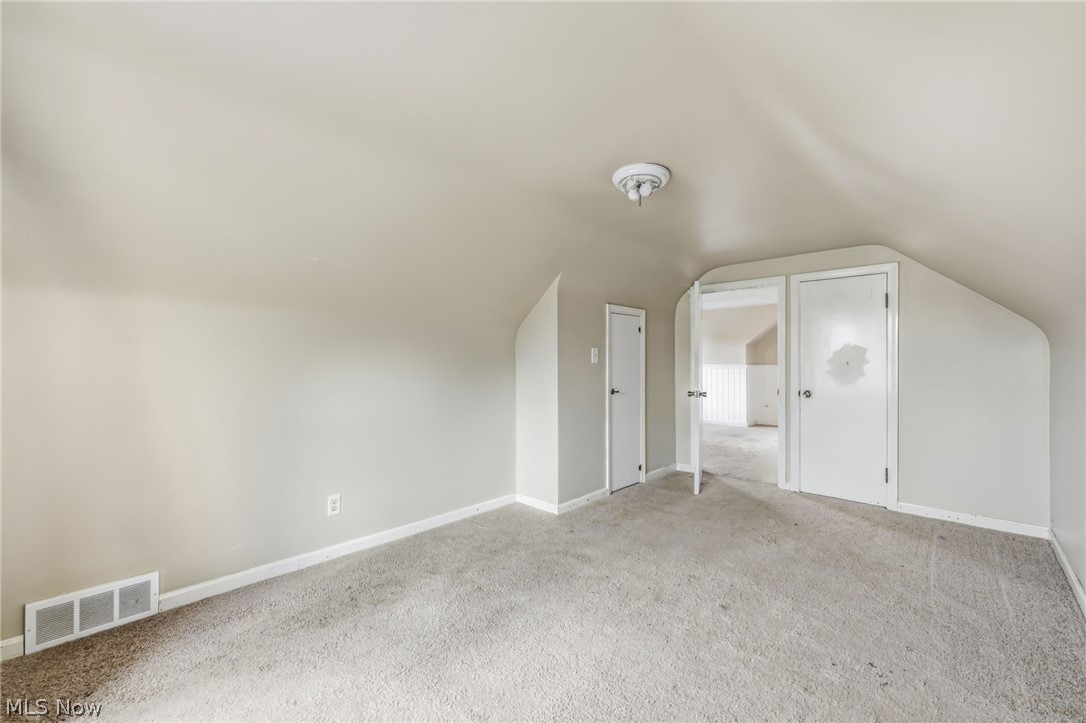 107 Renee Drive Struthers OH 44471