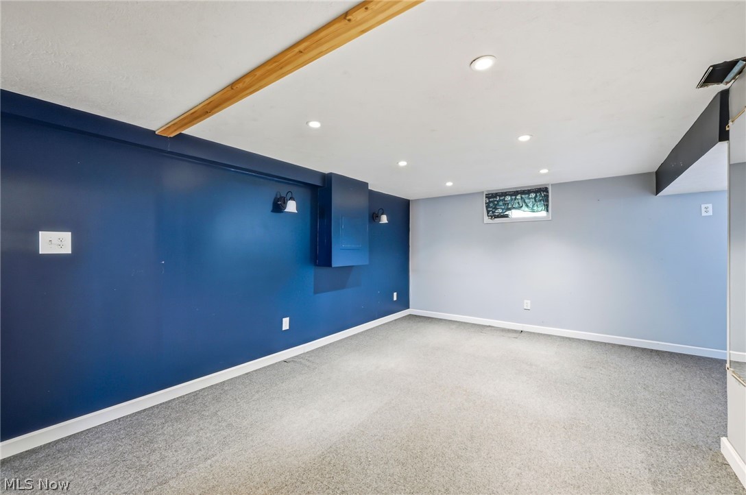 107 Renee Drive Struthers OH 44471