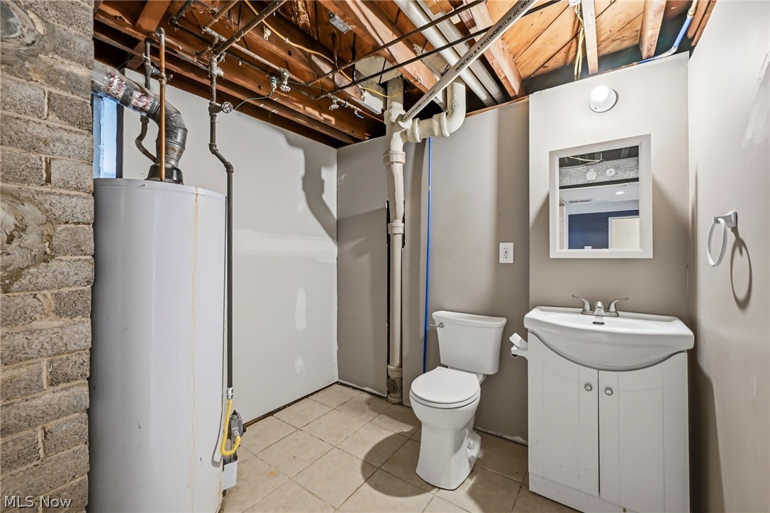 107 Renee Drive Struthers OH 44471