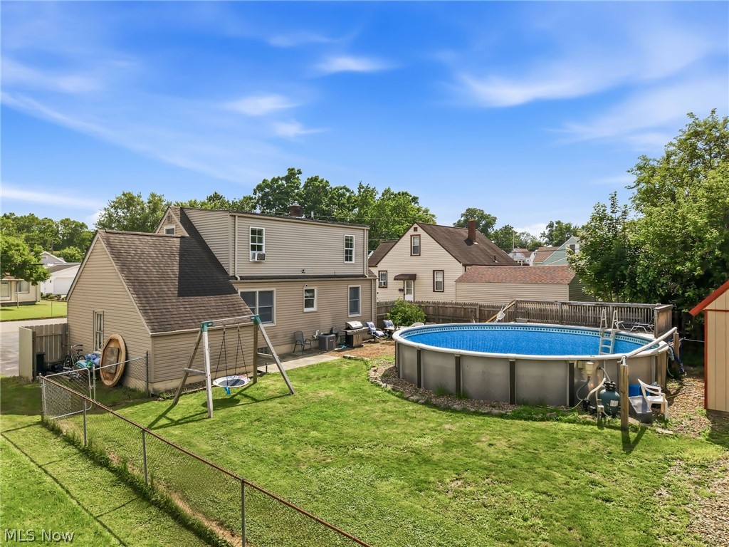 107 Renee Drive Struthers OH 44471