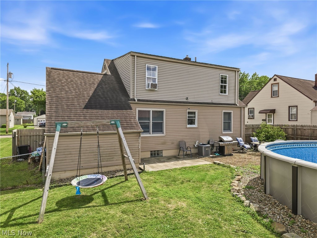 107 Renee Drive Struthers OH 44471
