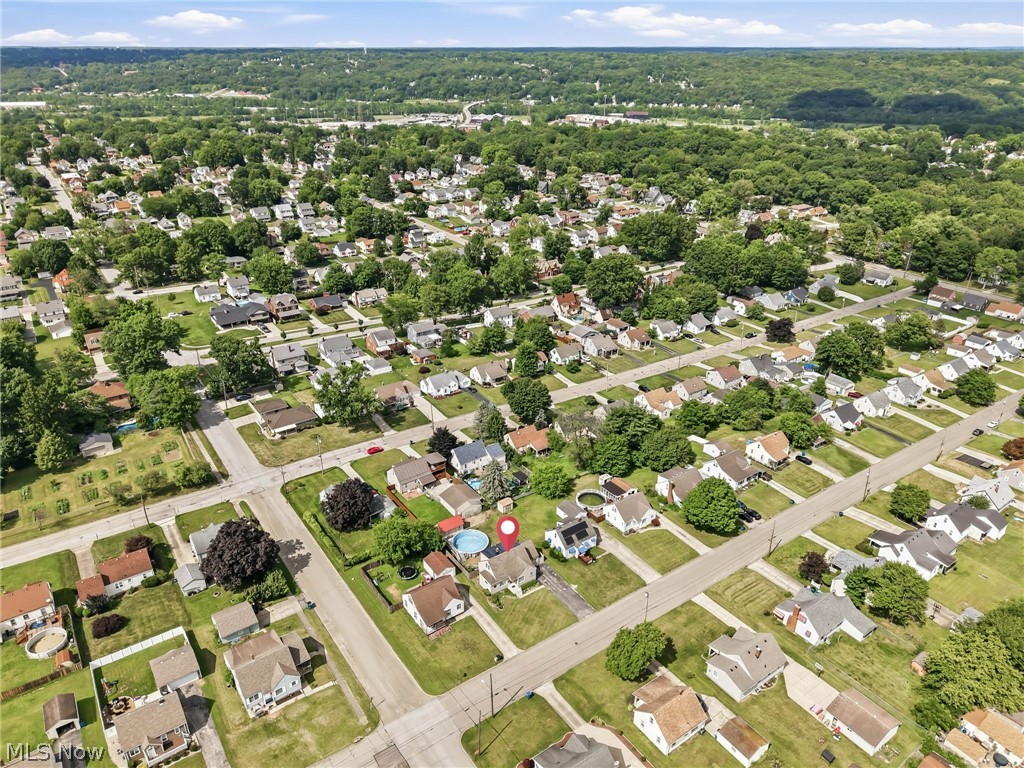 107 Renee Drive Struthers OH 44471