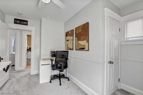 2088 Elmwood Avenue Lakewood OH 44107