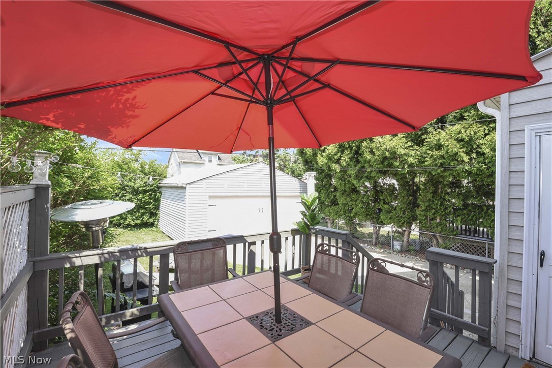 2088 Elmwood Avenue Lakewood OH 44107