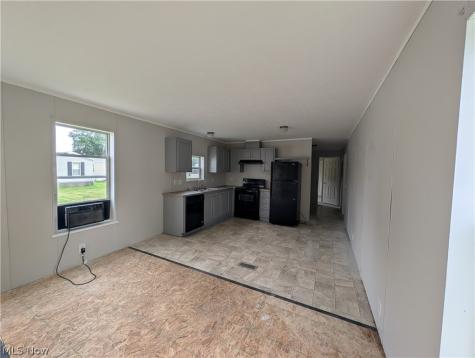 145 Brandywine Elyria OH 44035