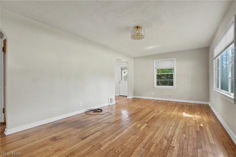 2590 21st Street Cuyahoga Falls OH 44223