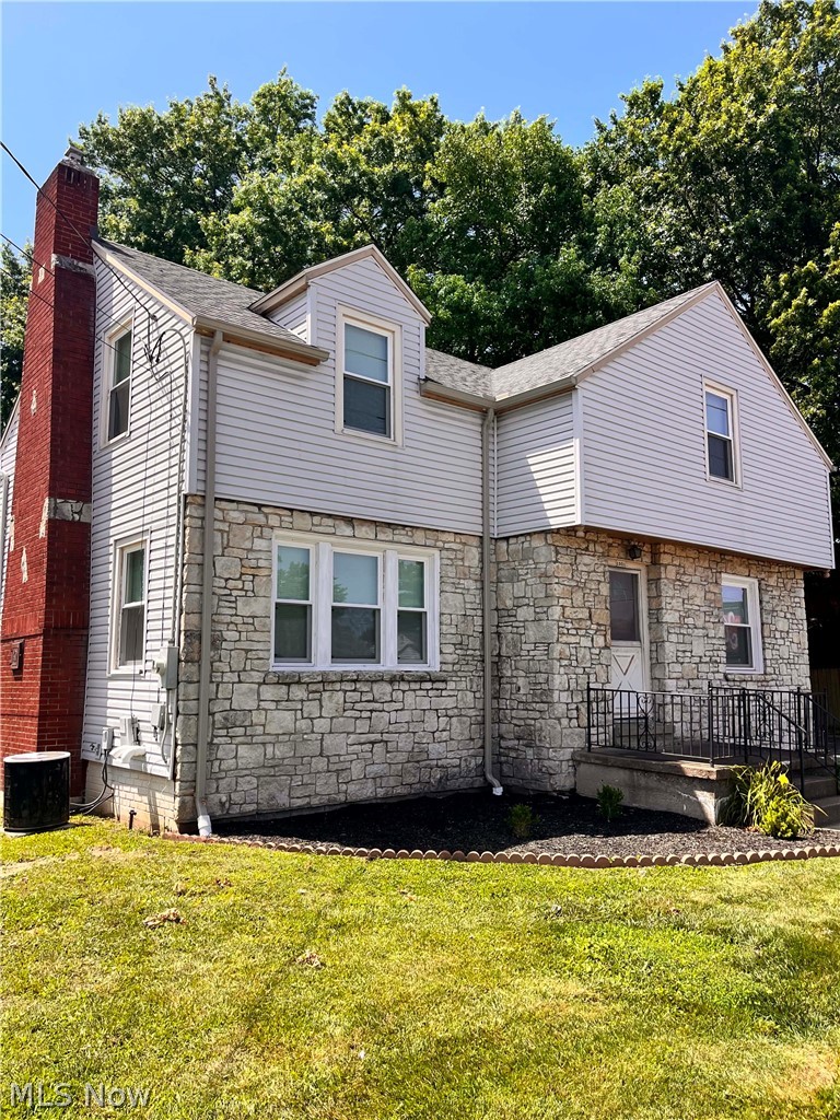 1921 Maple Avenue Zanesville OH 43701