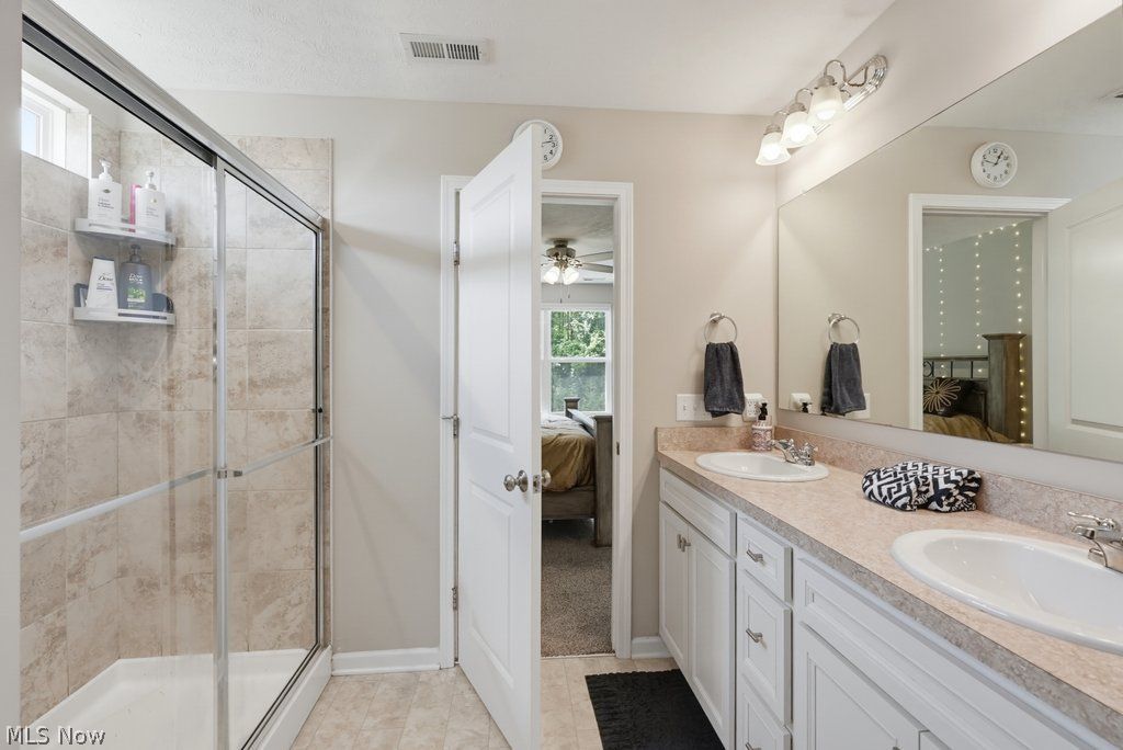 3138 Blue Jaye Lane Twinsburg OH 44087