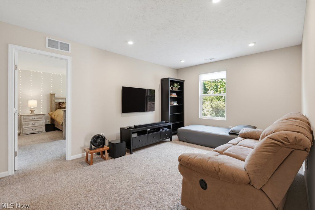 3138 Blue Jaye Lane Twinsburg OH 44087