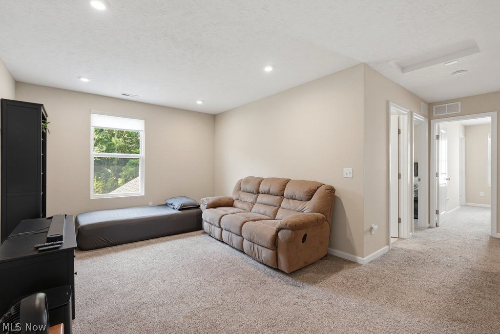 3138 Blue Jaye Lane Twinsburg OH 44087