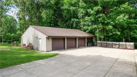 12530 Nelson Parkman Road Garrettsville OH 44231