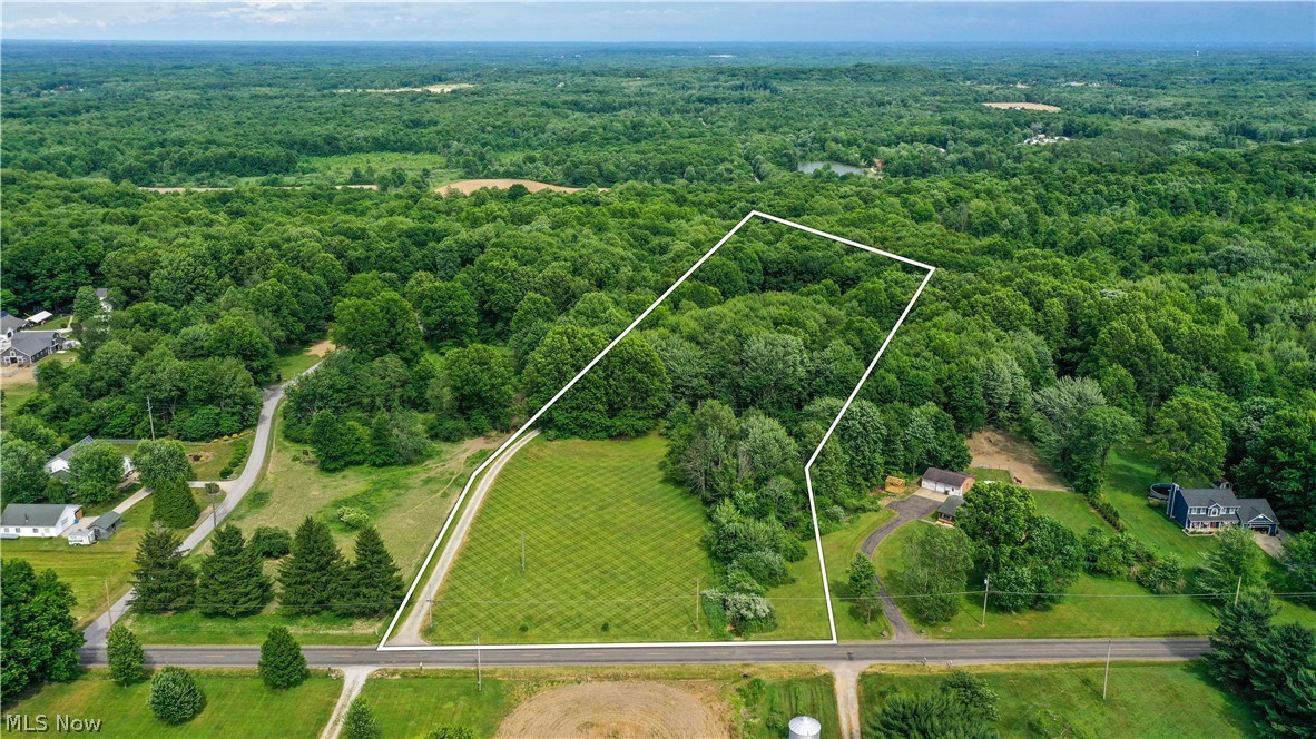 12530 Nelson Parkman Road Garrettsville OH 44231
