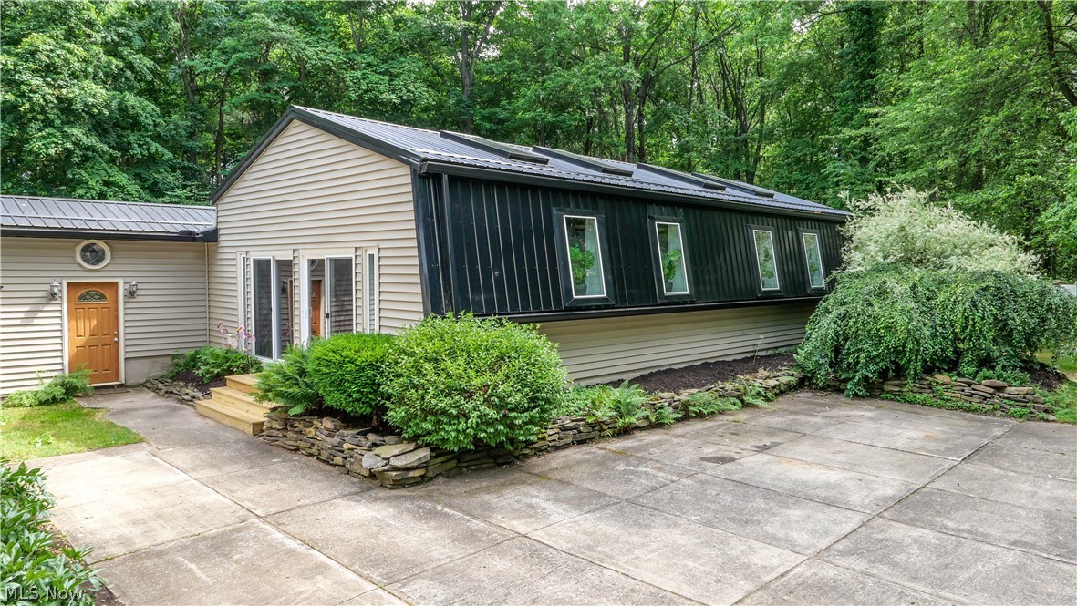 12530 Nelson Parkman Road Garrettsville OH 44231