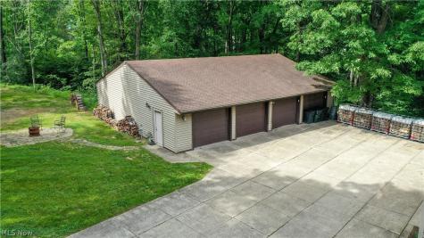 12530 Nelson Parkman Road Garrettsville OH 44231