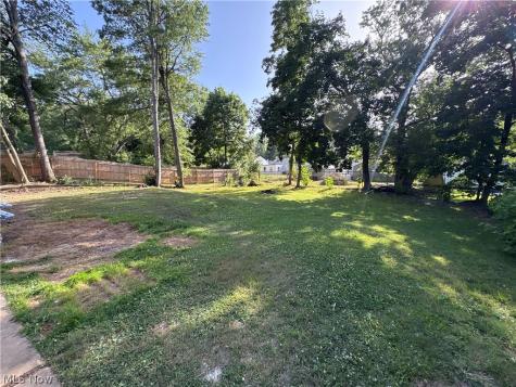 1350 Winton Avenue Akron OH 44320
