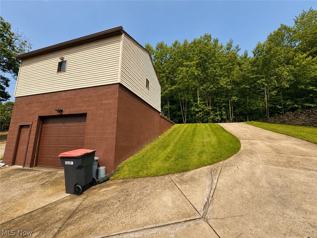 47751 Tomahawk Drive Negley OH 44441
