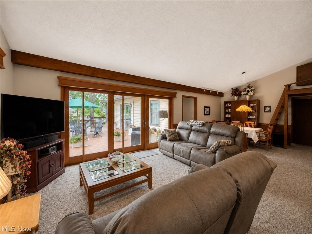 47751 Tomahawk Drive Negley OH 44441