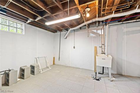 2603 Graham Avenue Akron OH 44312