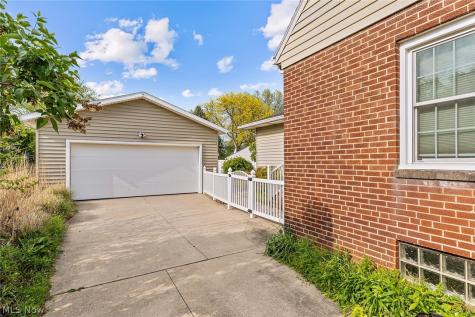 2603 Graham Avenue Akron OH 44312