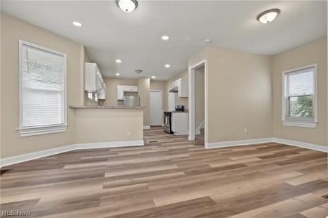 2344 E 86th Street Cleveland OH 44106