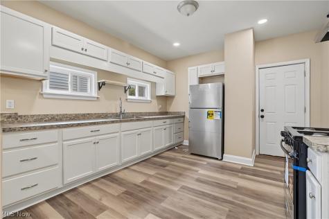 2344 E 86th Street Cleveland OH 44106