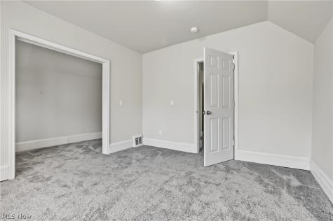 2344 E 86th Street Cleveland OH 44106
