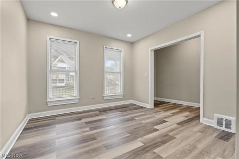 2344 E 86th Street Cleveland OH 44106