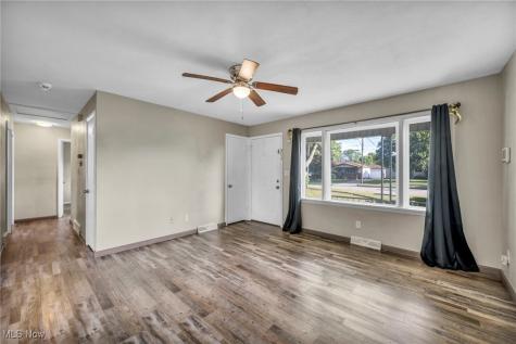 1931 Mark Drive Lorain OH 44052