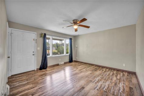 1931 Mark Drive Lorain OH 44052