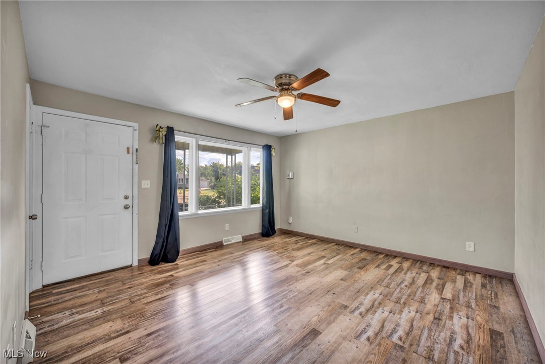 1931 Mark Drive Lorain OH 44052