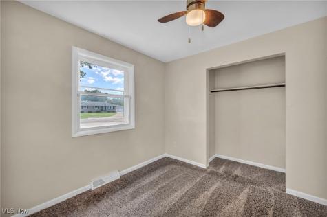1931 Mark Drive Lorain OH 44052