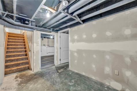 1931 Mark Drive Lorain OH 44052