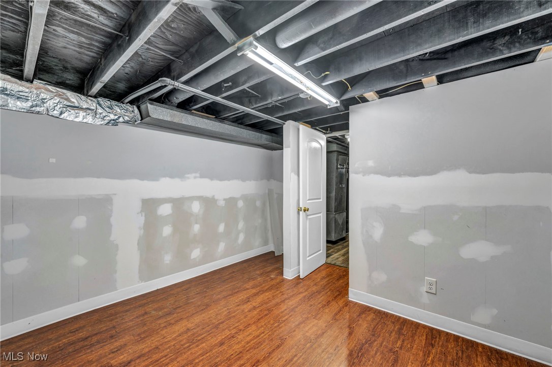1931 Mark Drive Lorain OH 44052